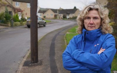 Councillors call for change to rules on communication poles