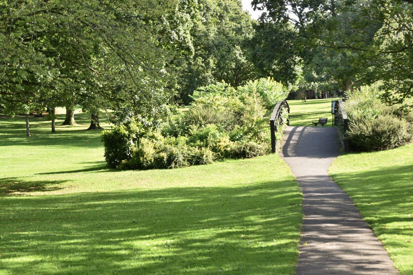 Bridge in Droitwich park